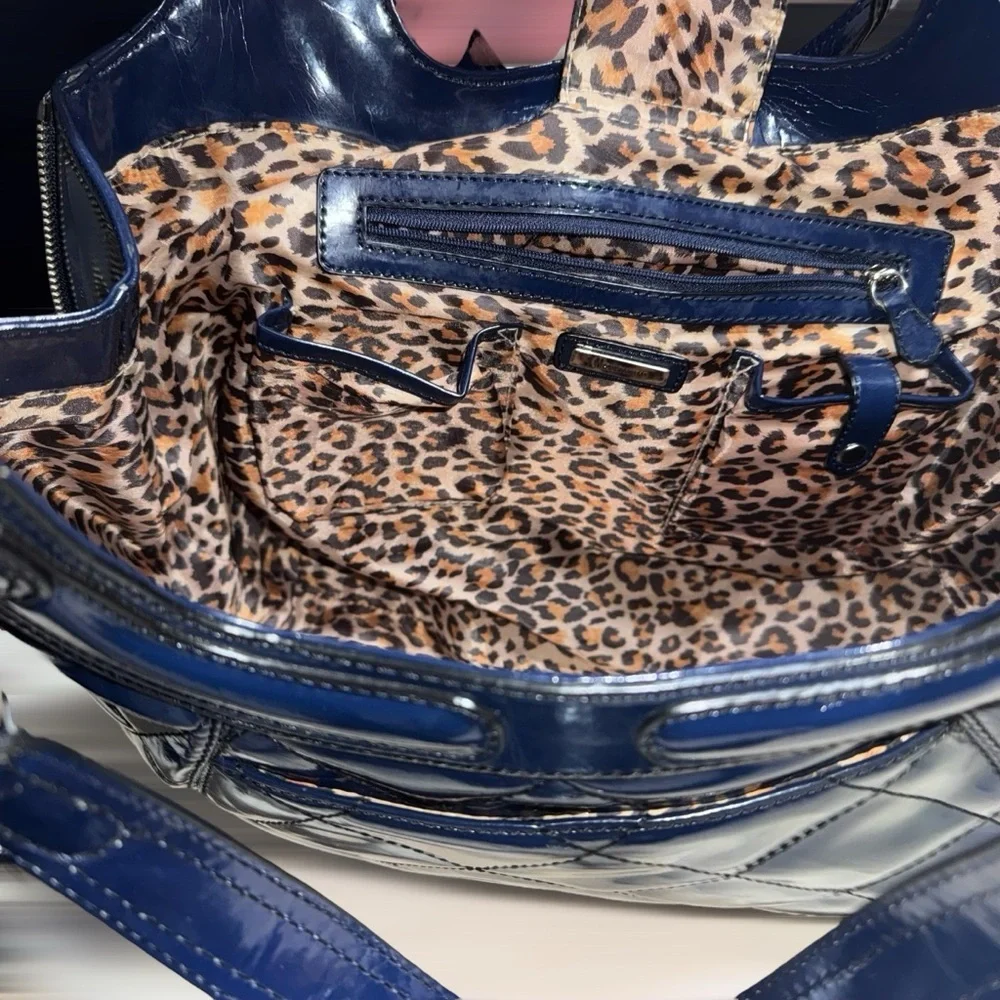 MAXXIMUM blue Vegan Satchel